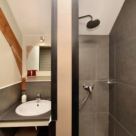 Prázdninový dům In Nadrin With Garden