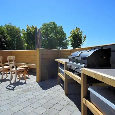 In Nadrin With Garden Prázdninový dům