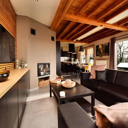 Prázdninový dům In Nadrin With Garden