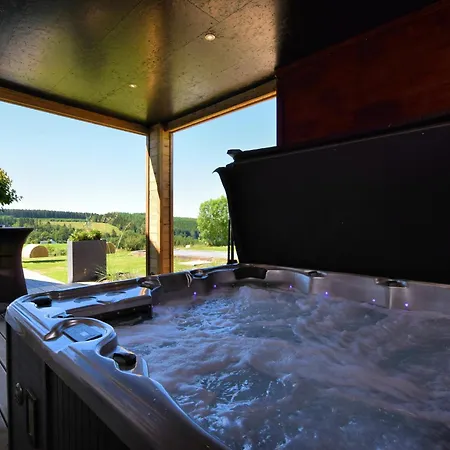 Casa vacanze In Nadrin With Garden *