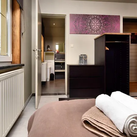 In Nadrin With Garden *