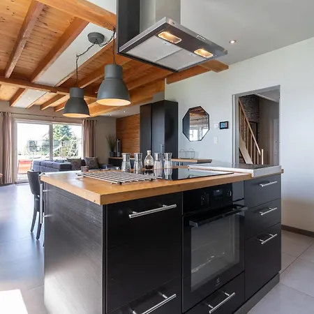 Holiday Home In Nadrin, Filly With Garden And Spa * Filly