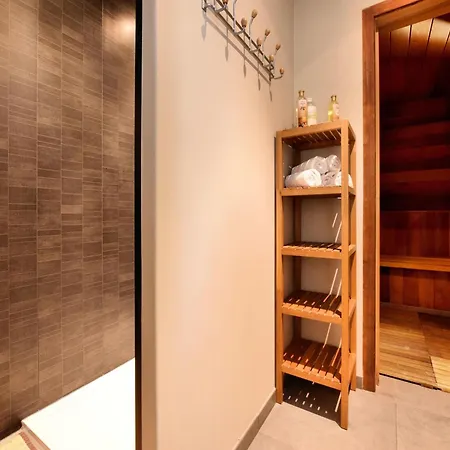 Casa vacanze In Nadrin With Garden Filly