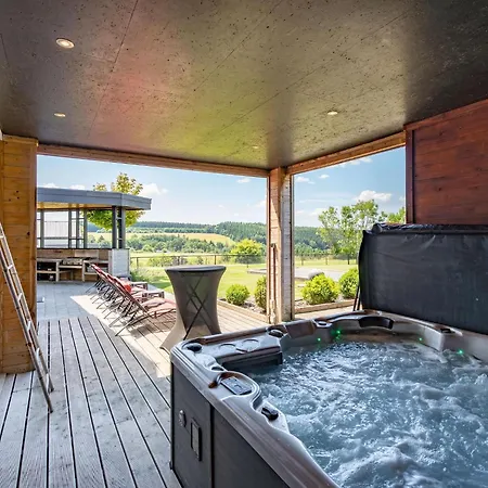 Holiday Home In Nadrin, Filly With Garden And Spa * Filly