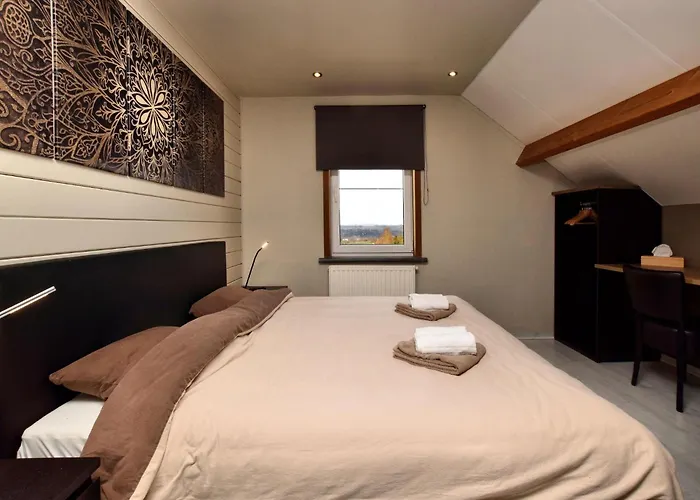 Holiday home In Nadrin With Garden