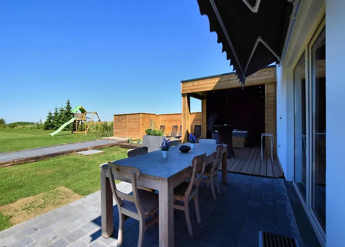 In Nadrin With Garden * Filly