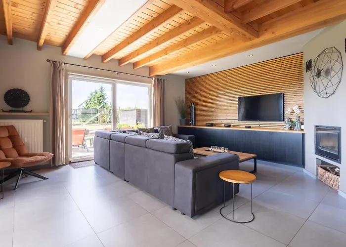 In Nadrin With Garden Holiday home Filly